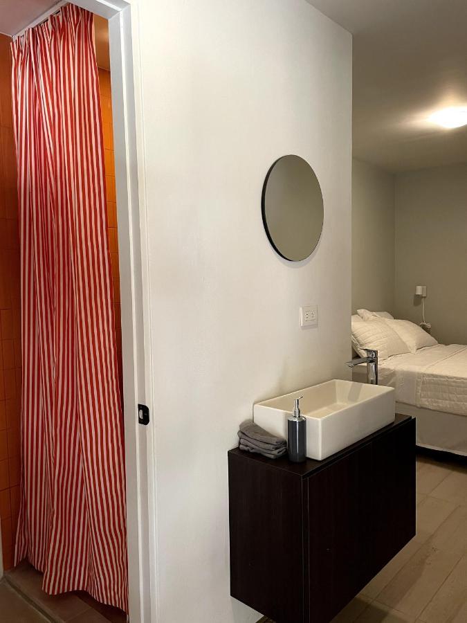 Nina'S - Juan Santamaria Hotel Alajuela Kültér fotó