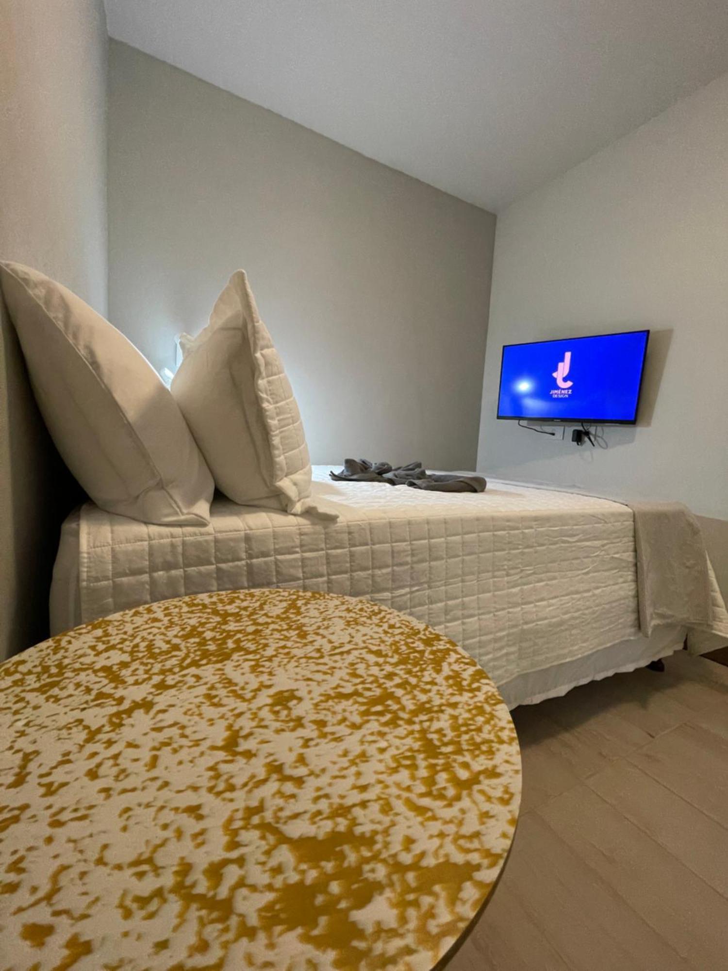 Nina'S - Juan Santamaria Hotel Alajuela Kültér fotó